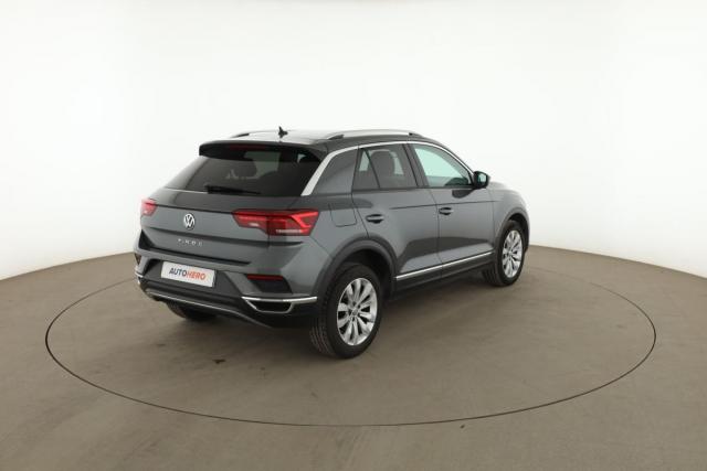 Volkswagen T-Roc image 2