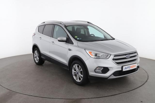 Ford Kuga image 1