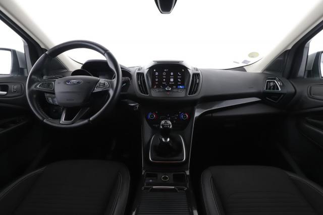 Ford Kuga image 4