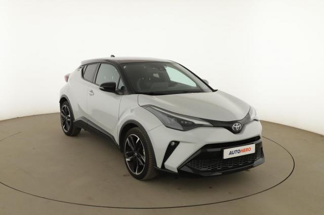 Toyota C-Hr image 1