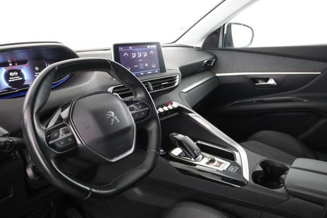 Peugeot 3008 image 2