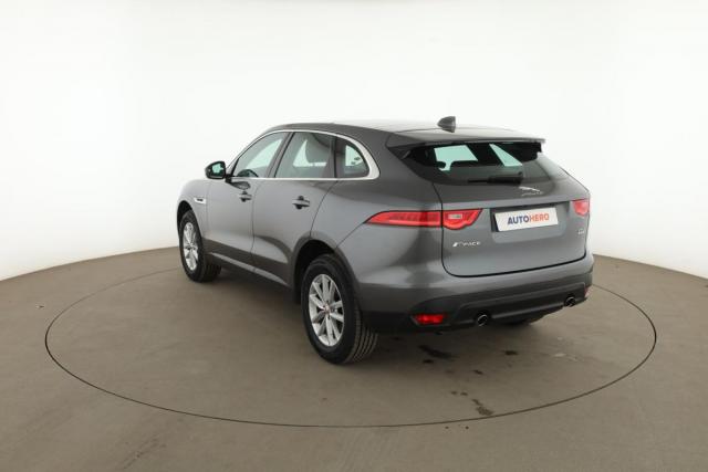 Jaguar F-Pace image 4