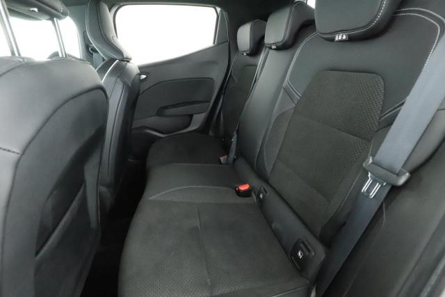 Renault Clio image 9