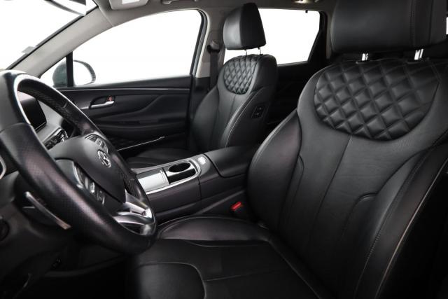 Hyundai Santa Fe image 5