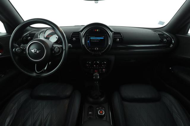 Mini Clubman image 6