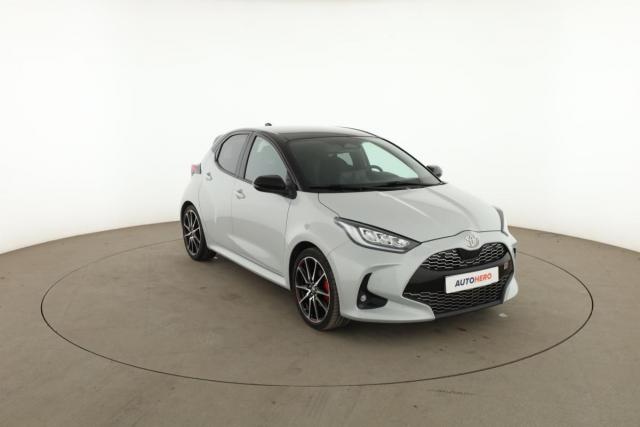 Toyota Yaris image 3