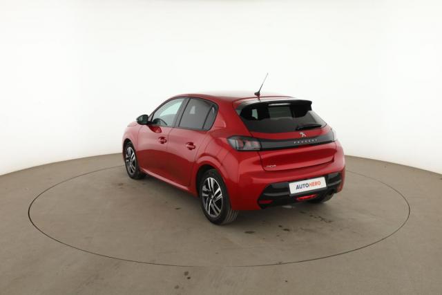 Peugeot 208 image 6