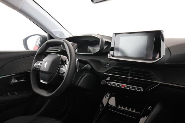 Peugeot 208 image 3