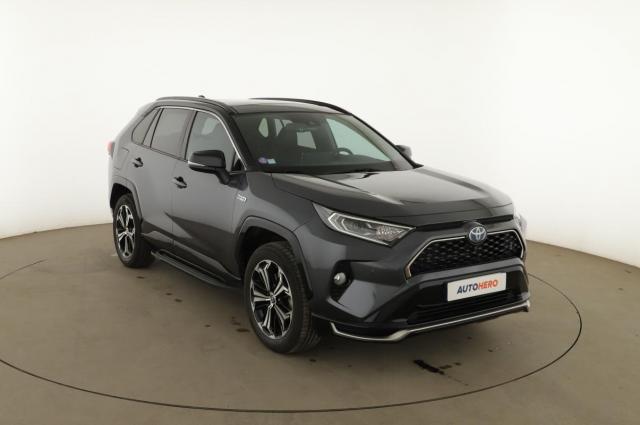 Toyota Rav4 image 2