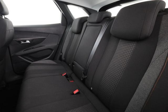 Peugeot 3008 image 9