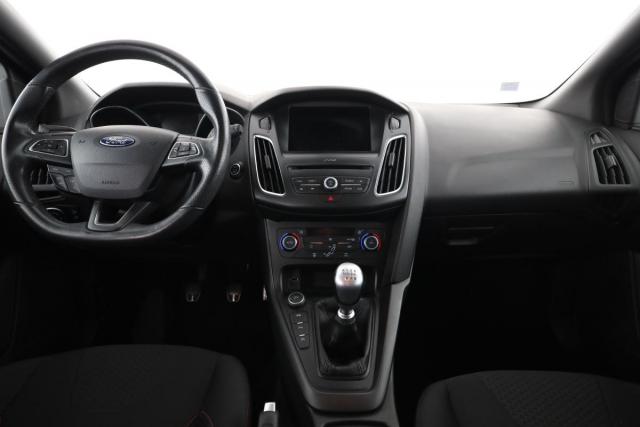 Ford Focus image 2