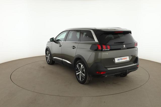 Peugeot 5008 image 1