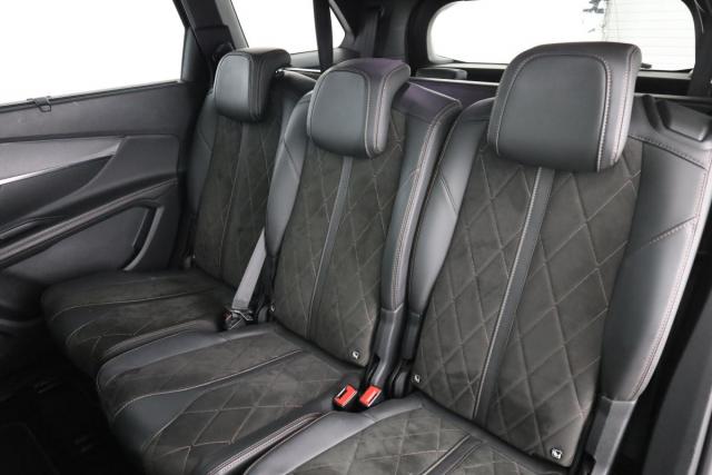 Peugeot 5008 image 4
