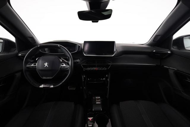 Peugeot 2008 image 6