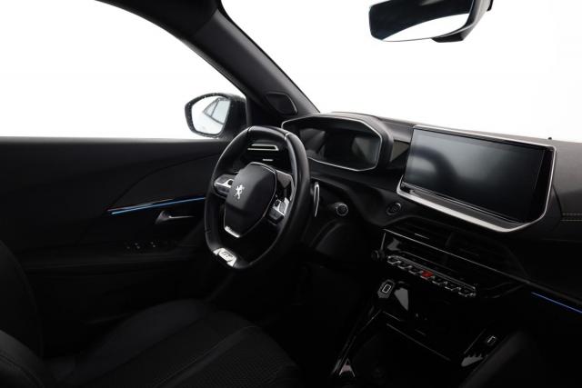 Peugeot 2008 image 7
