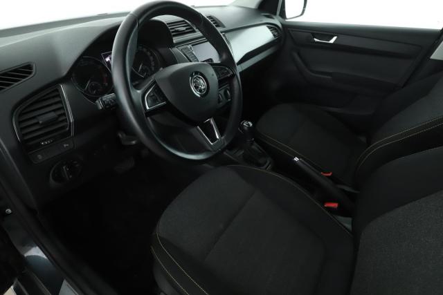 Skoda Fabia image 8