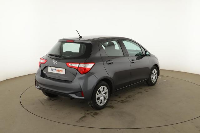Toyota Yaris image 7