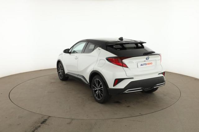 Toyota C-Hr image 9