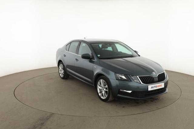 Skoda Octavia image 2
