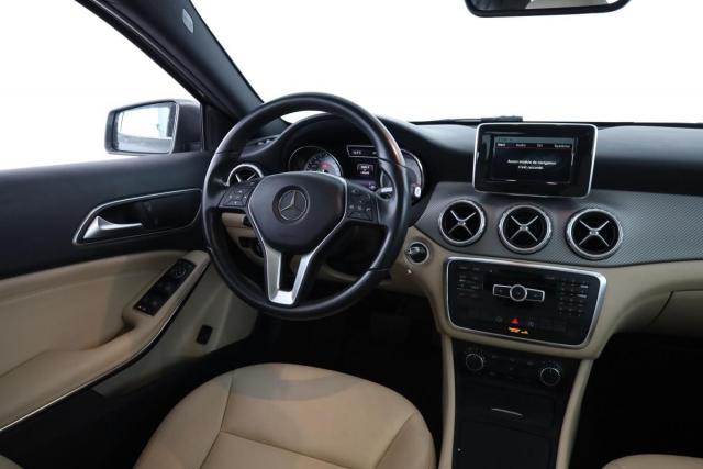 Mercedes Benz Gla image 3