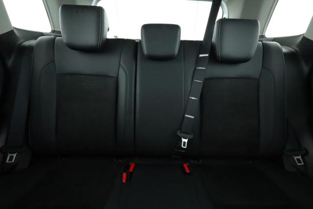 Suzuki Vitara image 7