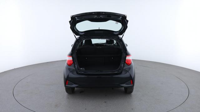 Toyota Yaris image 3