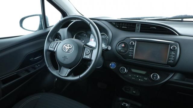 Toyota Yaris image 8