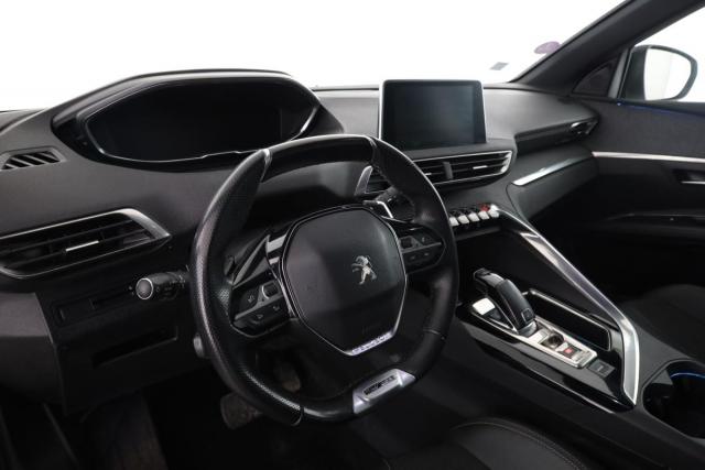 Peugeot 5008 image 8