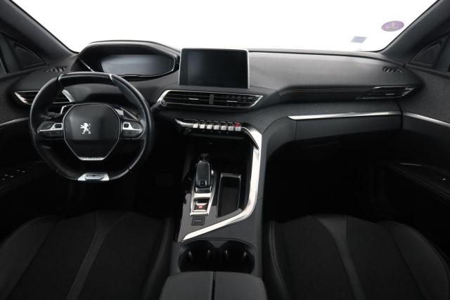 Peugeot 5008 image 1