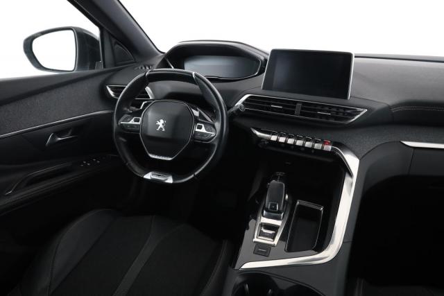 Peugeot 5008 image 9