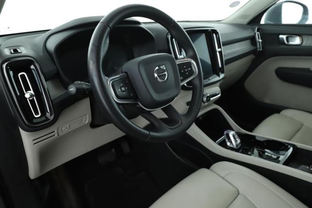 Volvo Xc40 image 6
