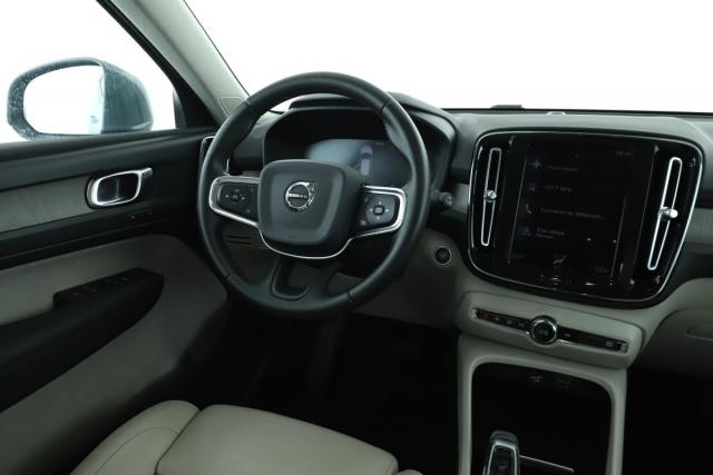 Volvo Xc40 image 4