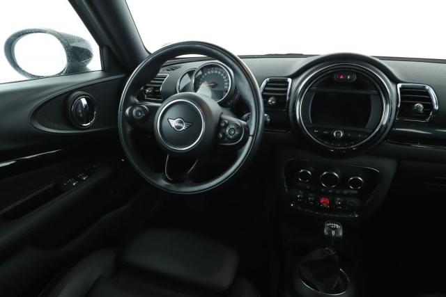 Mini Clubman image 9