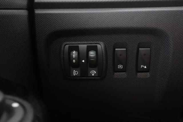 Renault Captur image 8