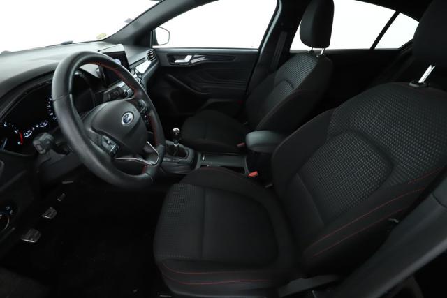 Ford Focus image 3