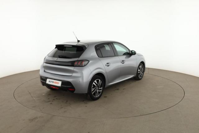 Peugeot 208 image 6