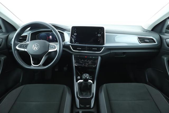 Volkswagen T-Roc image 3
