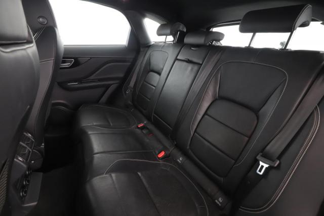 Jaguar F-Pace image 9
