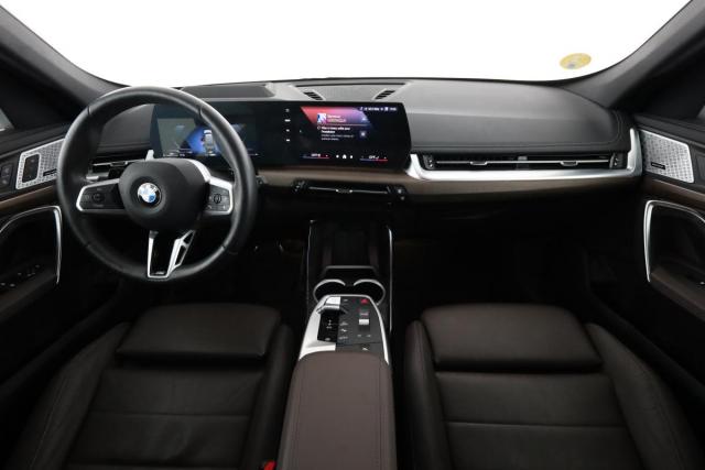 Bmw X1 image 2