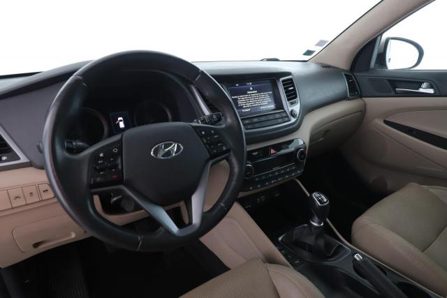 Hyundai Tucson image 9