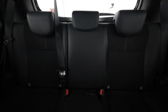 Toyota Yaris image 6