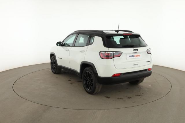 Jeep Compass image 2