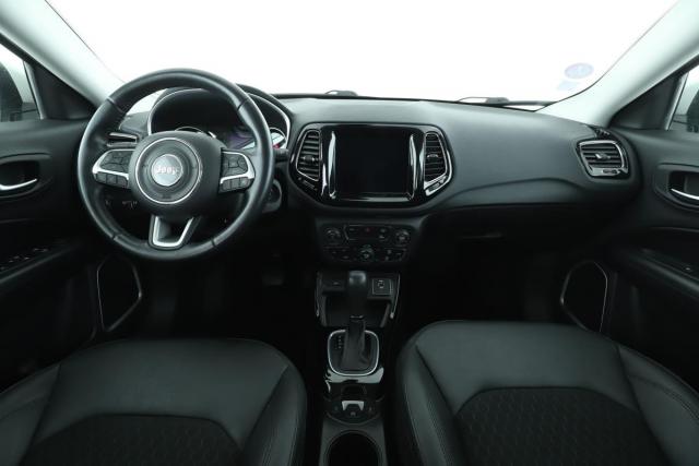 Jeep Compass image 4
