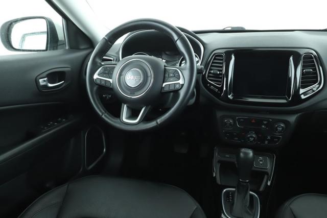 Jeep Compass image 6