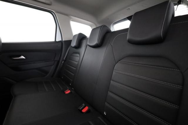 Dacia Duster image 6