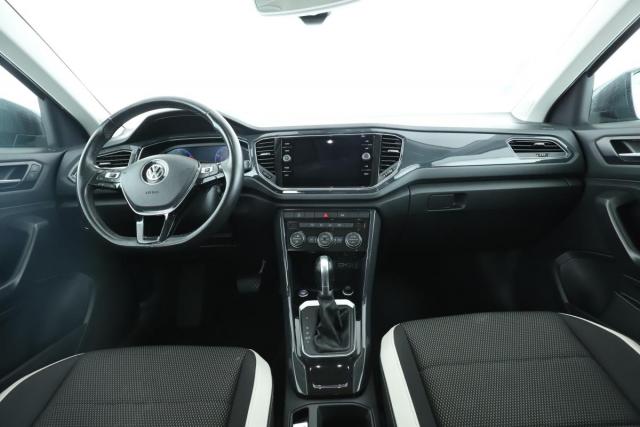 Volkswagen T-Roc image 4