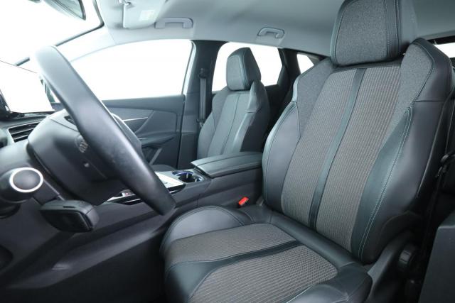 Peugeot 3008 image 9