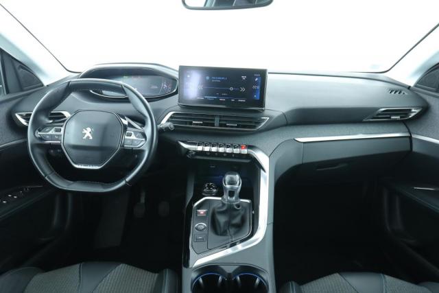 Peugeot 3008 image 3