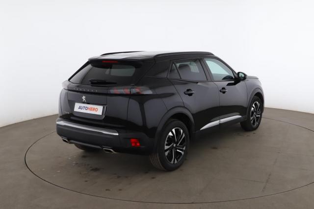 Peugeot 2008 image 2