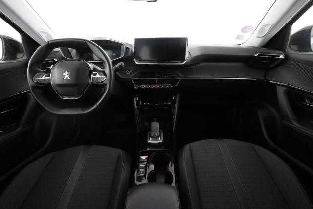 Peugeot 2008 image 1